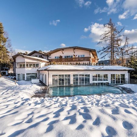 Wellnesshotel Erica Nova Ponente Εξωτερικό φωτογραφία