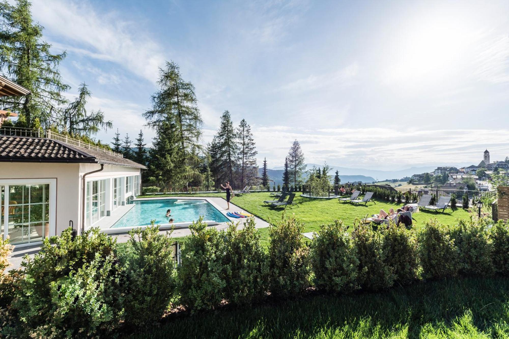 Wellnesshotel Erica Nova Ponente Εξωτερικό φωτογραφία