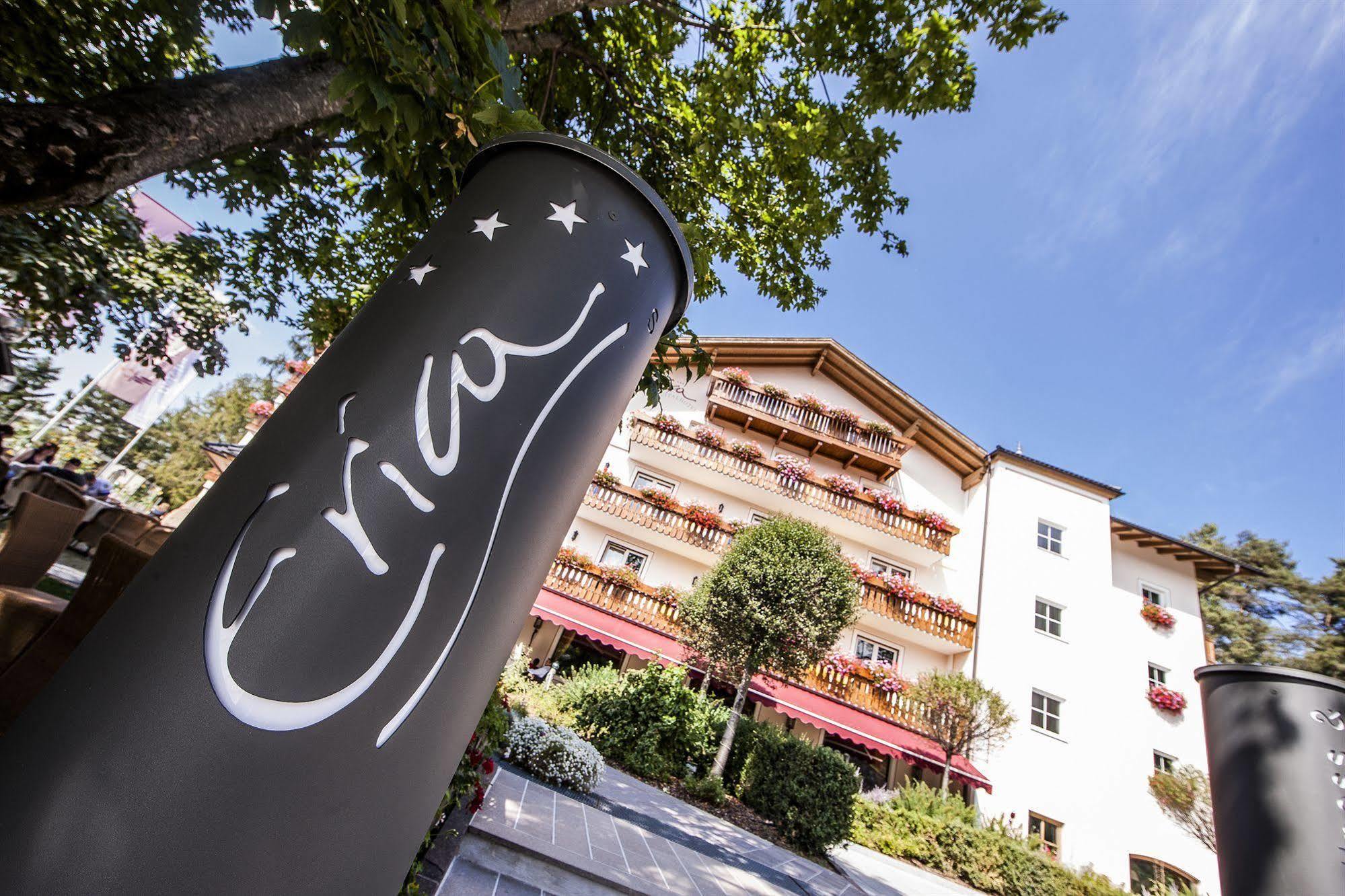 Wellnesshotel Erica Nova Ponente Εξωτερικό φωτογραφία