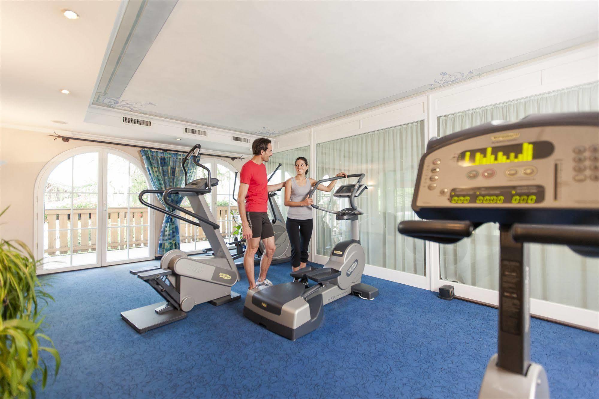 Wellnesshotel Erica Nova Ponente Εξωτερικό φωτογραφία